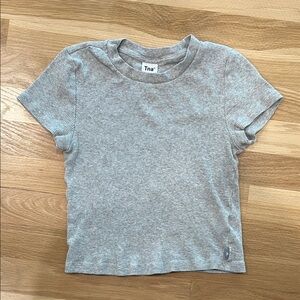 TNA Ribbed Short Sleeve Tee in Light Gray